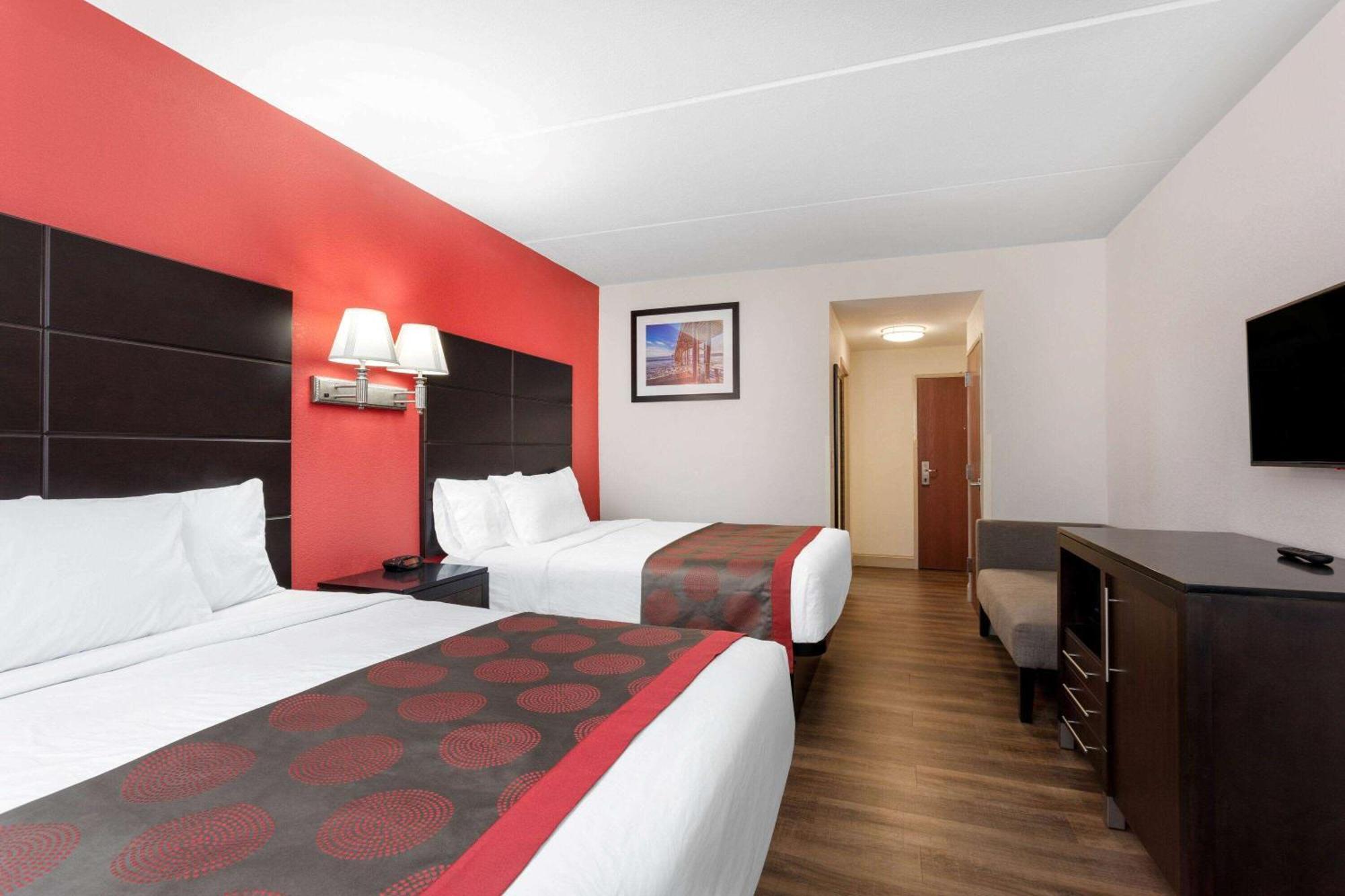 Ramada By Wyndham Panama City Exterior foto